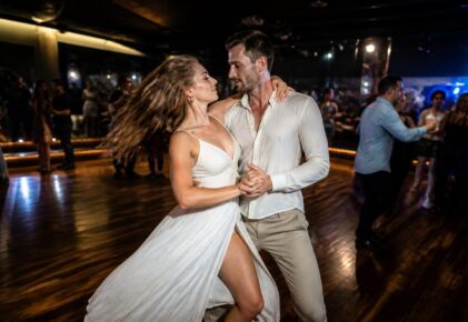 Pourquoi le Zouk à Singapour est devenu un haut lieu de divertissement